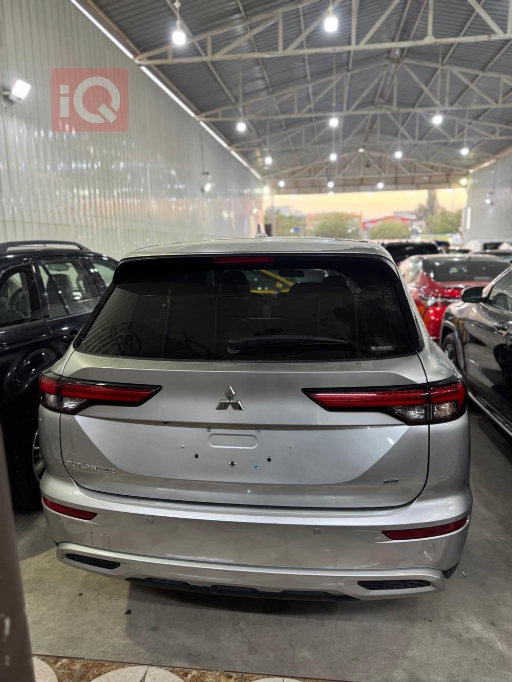 ميتسوبيشي اوتلاندر